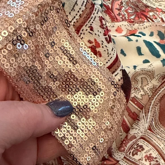 Beautiful lined tunic top - Picture 9 of 9